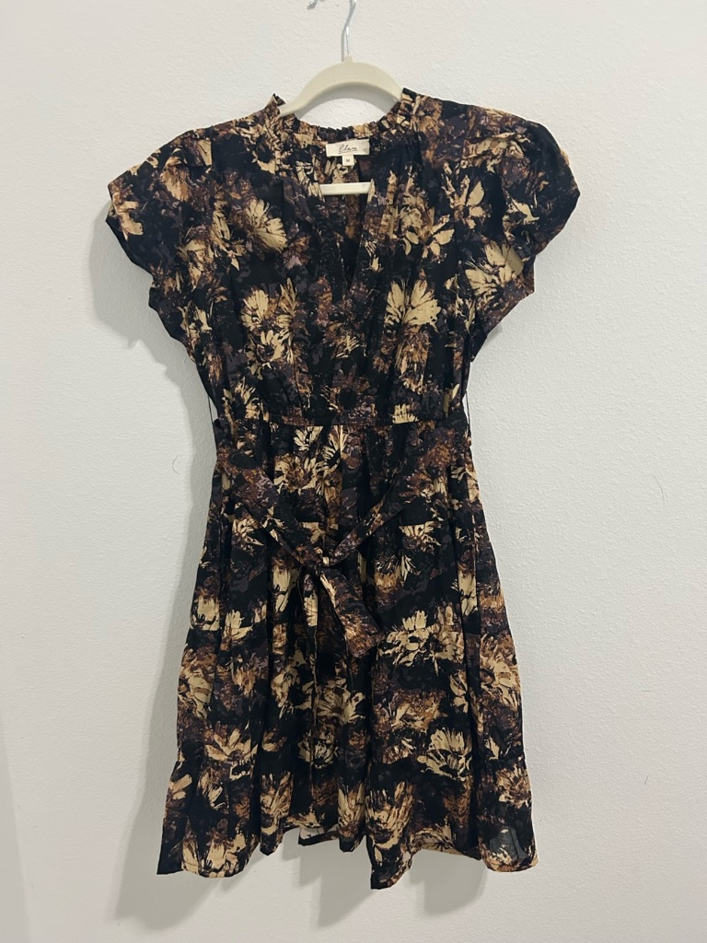 Floral Tie-Waist Short Sleeve Dress - Black & Tan